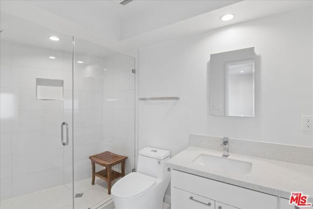 4238 Jasmine Avenue, Culver City, CA 90232