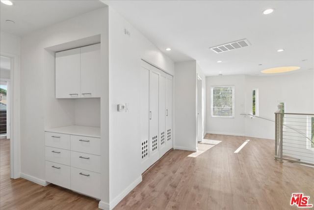 4238 Jasmine Avenue, Culver City, CA 90232