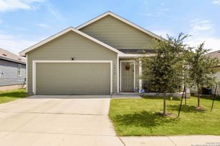 6830 Wolf Vly, San Antonio, TX 78242
