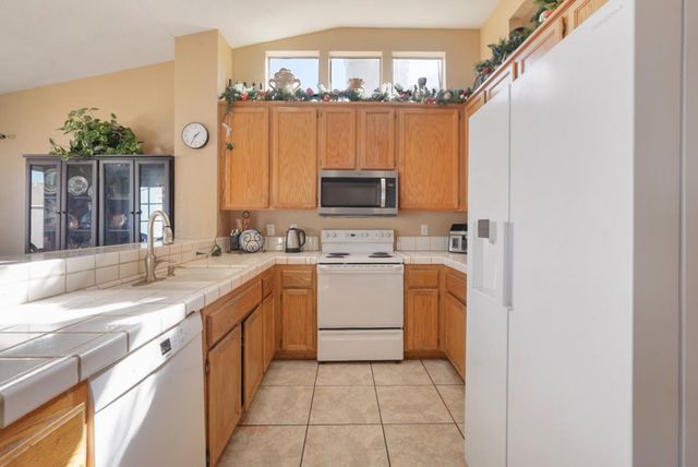 4216 Meadow Brook Ln, Salida, CA 95368