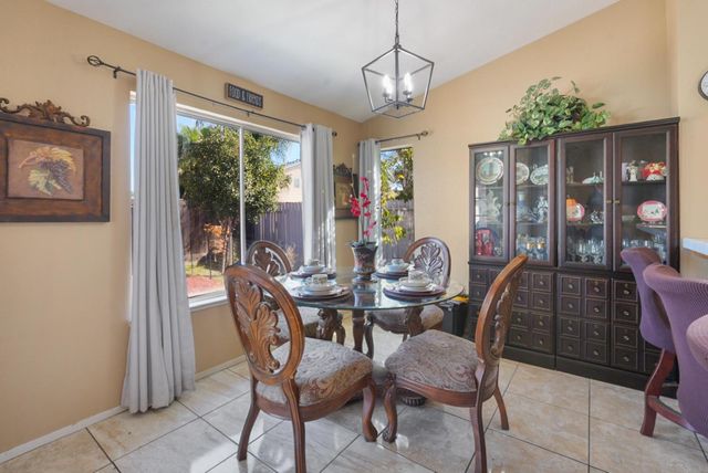 4216 Meadow Brook Ln, Salida, CA 95368