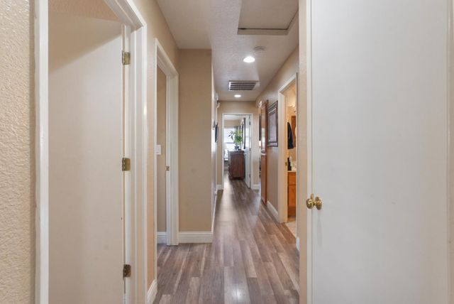 4216 Meadow Brook Ln, Salida, CA 95368