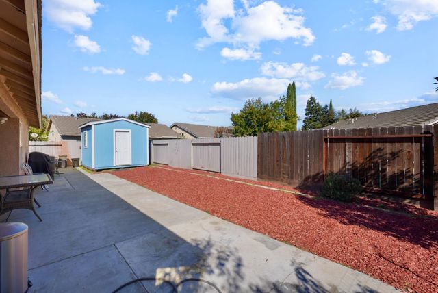 4216 Meadow Brook Ln, Salida, CA 95368