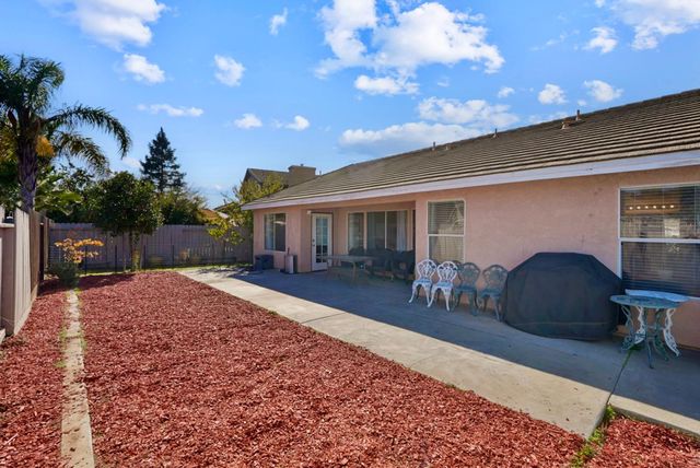 4216 Meadow Brook Ln, Salida, CA 95368