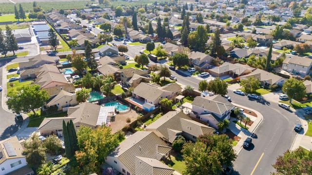 4216 Meadow Brook Ln, Salida, CA 95368