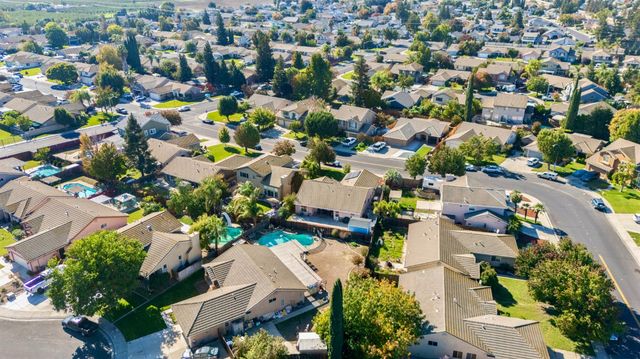 4216 Meadow Brook Ln, Salida, CA 95368