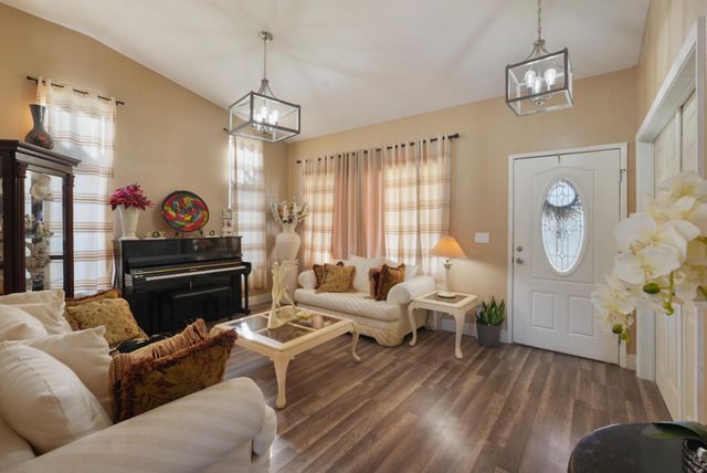 4216 Meadow Brook Ln, Salida, CA 95368