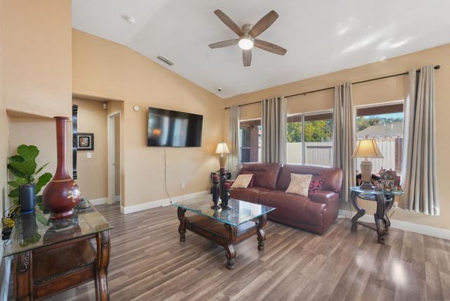 4216 Meadow Brook Ln, Salida, CA 95368