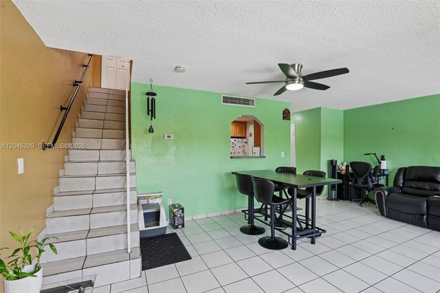 1300 W 53rd Street 25, Hialeah, FL 33012