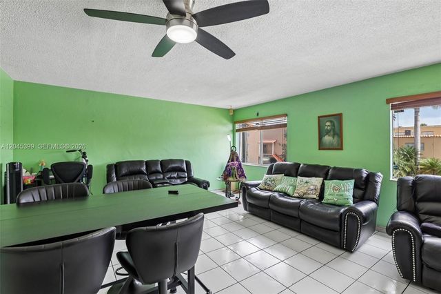 1300 W 53rd Street 25, Hialeah, FL 33012