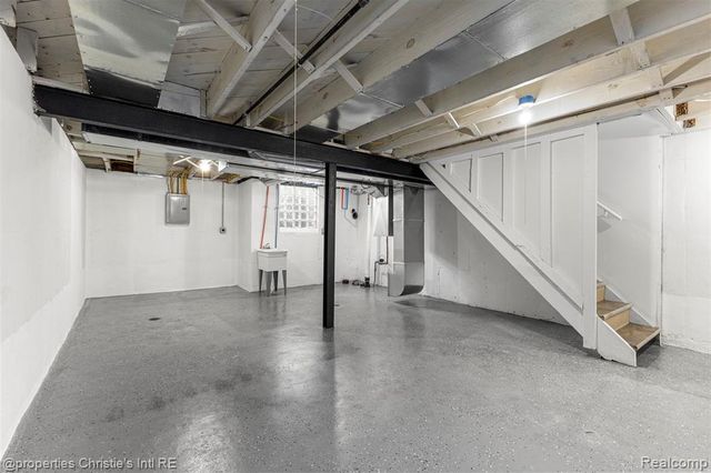 10842 Nottingham Road, Detroit, MI 48224