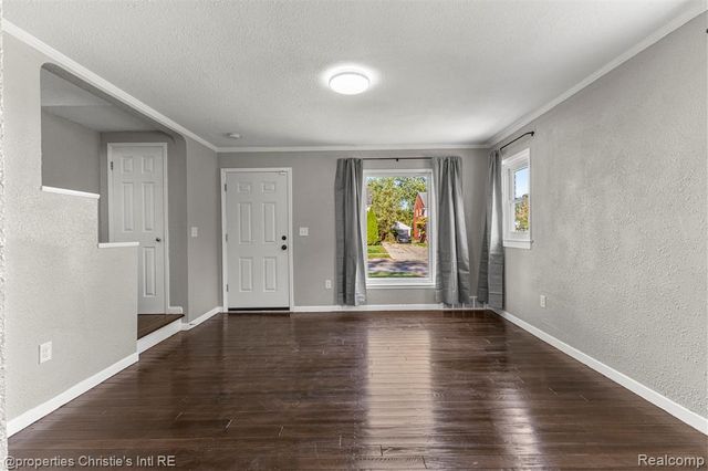 10842 Nottingham Road, Detroit, MI 48224