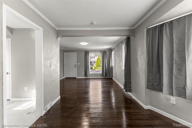 10842 Nottingham Road, Detroit, MI 48224