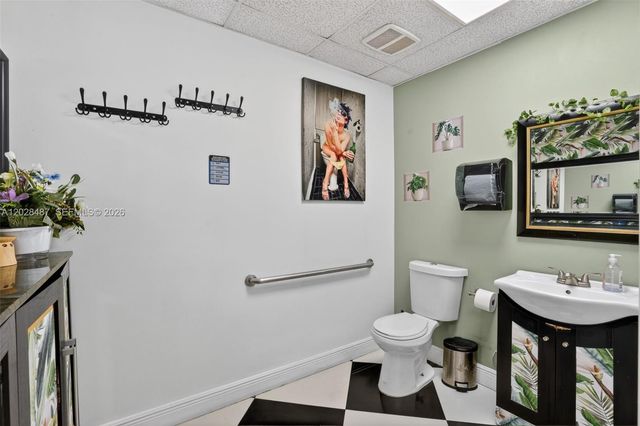 Turnkey Beauty Salon For Sale in Heart of Kendall, Kendall, FL 33193