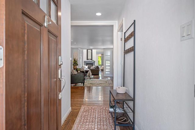 3645 Las Pasas Way, Sacramento, CA 95864