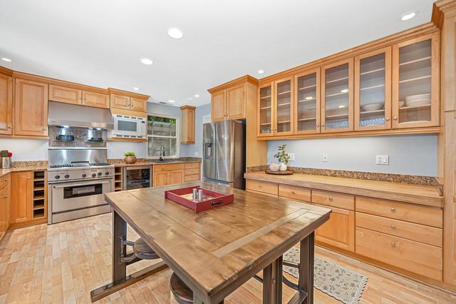 3645 Las Pasas Way, Sacramento, CA 95864