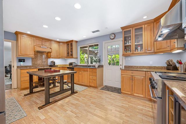 3645 Las Pasas Way, Sacramento, CA 95864