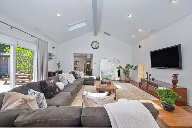 3645 Las Pasas Way, Sacramento, CA 95864