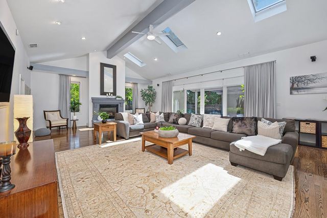 3645 Las Pasas Way, Sacramento, CA 95864