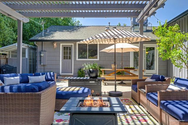 3645 Las Pasas Way, Sacramento, CA 95864