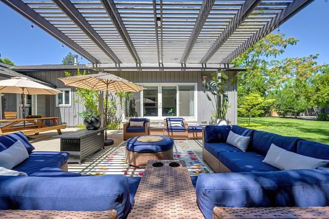 3645 Las Pasas Way, Sacramento, CA 95864
