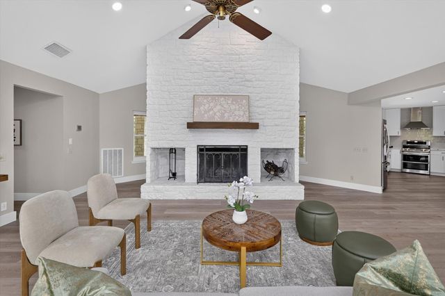 12421 Painted Bunting DR, Austin, TX 78726