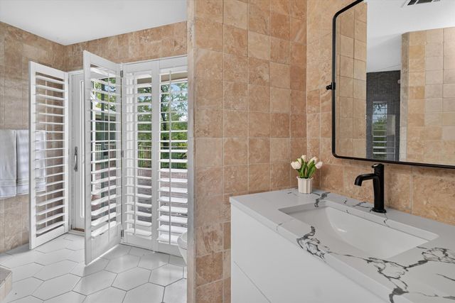12421 Painted Bunting DR, Austin, TX 78726