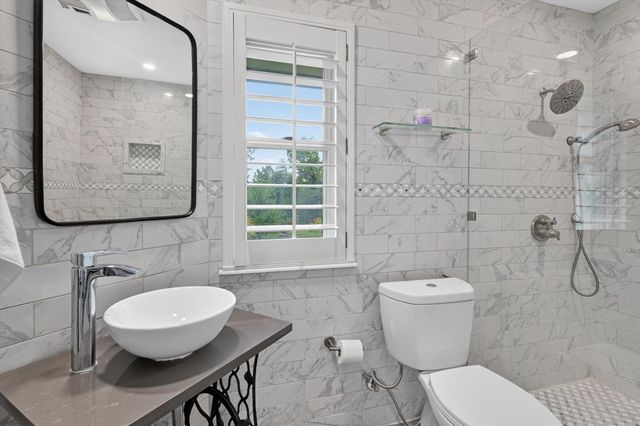 12421 Painted Bunting DR, Austin, TX 78726