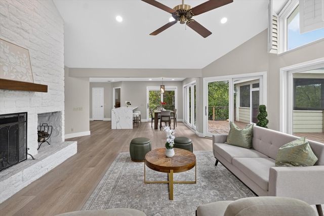 12421 Painted Bunting DR, Austin, TX 78726