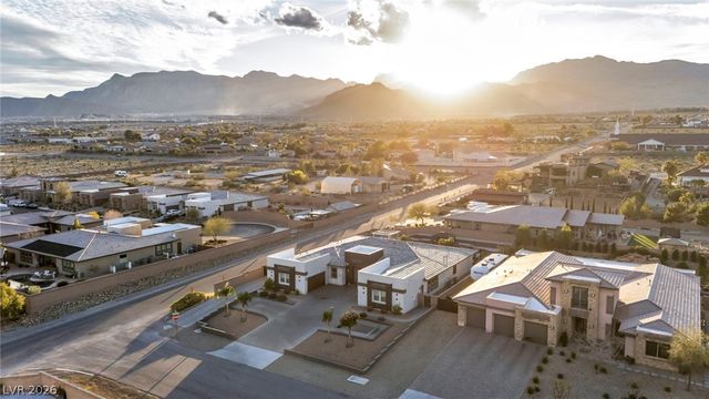 6215 North Eula Street, Las Vegas, NV 89149