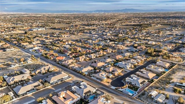 6215 North Eula Street, Las Vegas, NV 89149