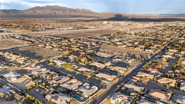 6215 North Eula Street, Las Vegas, NV 89149