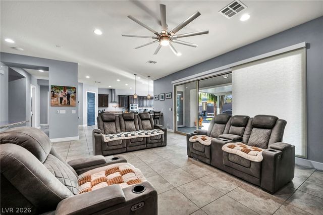 6215 North Eula Street, Las Vegas, NV 89149