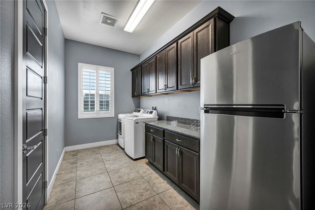 6215 North Eula Street, Las Vegas, NV 89149