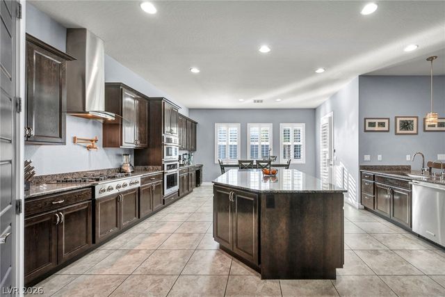 6215 North Eula Street, Las Vegas, NV 89149