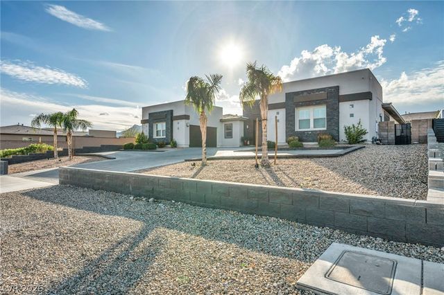 6215 North Eula Street, Las Vegas, NV 89149
