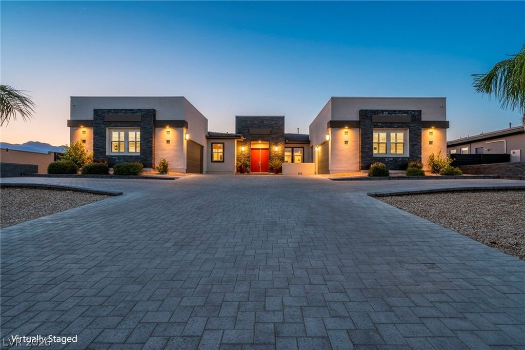 6215 North Eula Street, Las Vegas, NV 89149