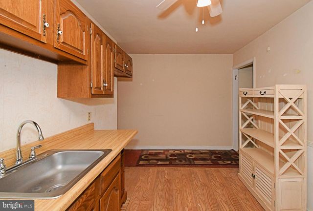 6915 OAKLEY ST, Philadelphia, PA 19111