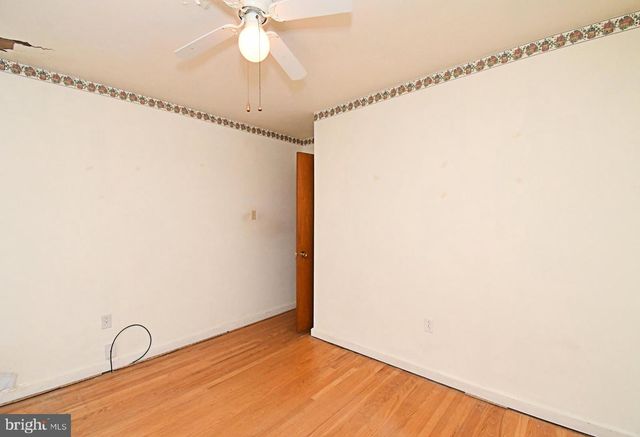 6915 OAKLEY ST, Philadelphia, PA 19111