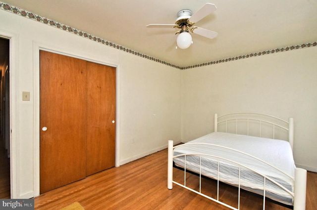 6915 OAKLEY ST, Philadelphia, PA 19111