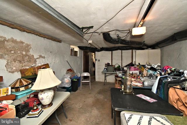 6915 OAKLEY ST, Philadelphia, PA 19111