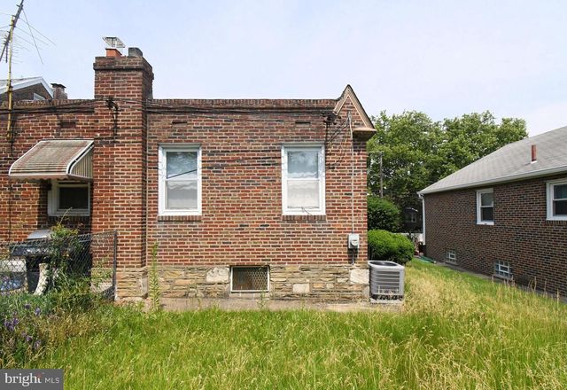 6915 OAKLEY ST, Philadelphia, PA 19111