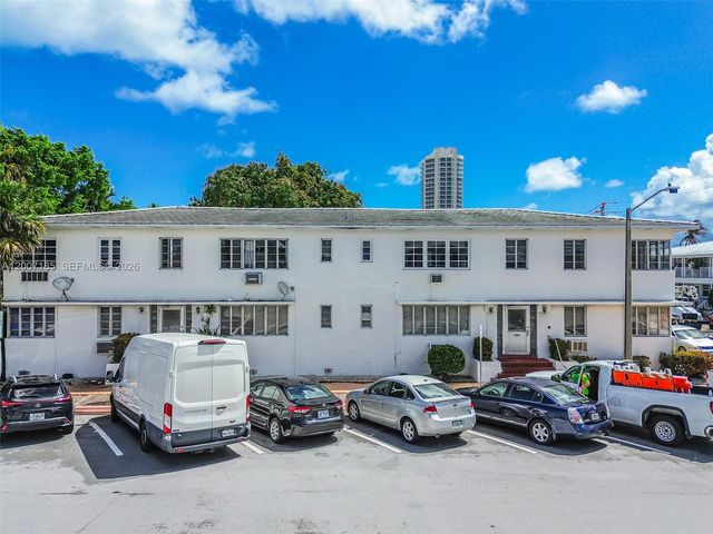 7407 Byron Ave 3, Miami Beach, FL 33141