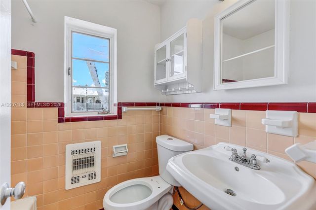 7407 Byron Ave 3, Miami Beach, FL 33141