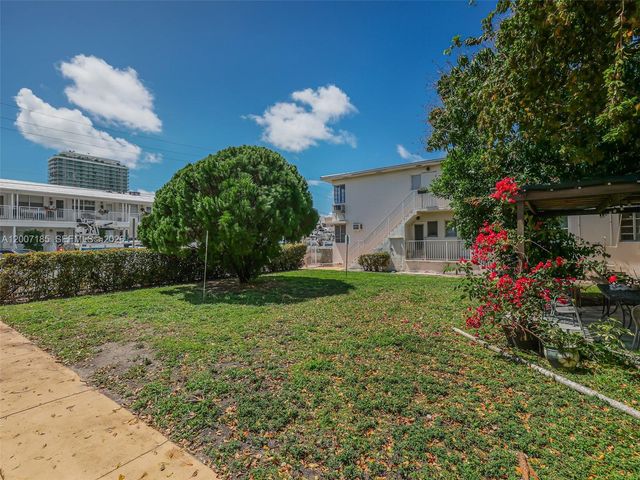7407 Byron Ave 3, Miami Beach, FL 33141