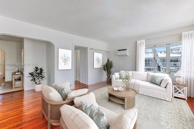 7407 Byron Ave 3, Miami Beach, FL 33141