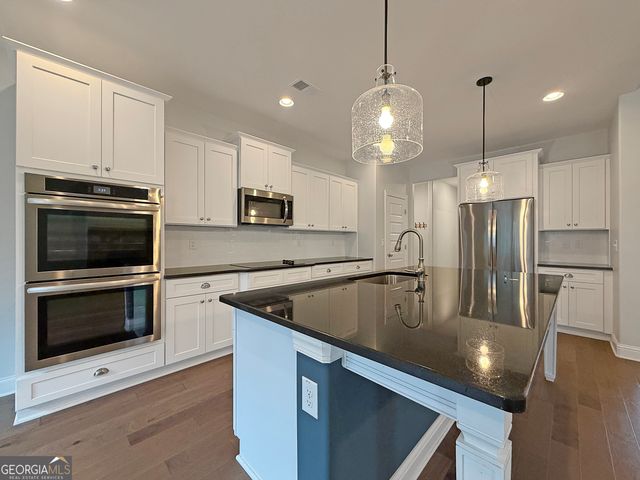 40 Riverstone Drive, Senoia, GA 30276