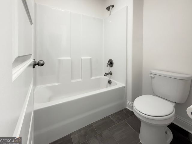 40 Riverstone Drive, Senoia, GA 30276