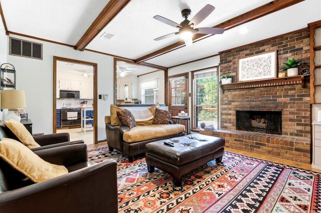 12 Kings Court, Little Rock, AR 72211