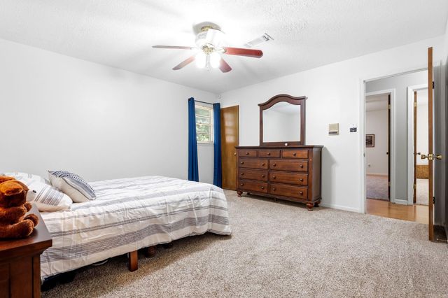 12 Kings Court, Little Rock, AR 72211